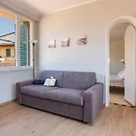 Sal- Penthouse With Terrace A Stone's Throw From Piazza Signoria * פירנצה