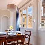Sal- Penthouse With Terrace A Stone's Throw From Piazza Signoria
