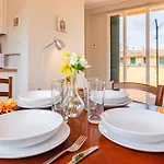 Sal- Penthouse With Terrace A Stone's Throw From Piazza Signoria *
