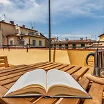 Sal- Penthouse With Terrace A Stone's Throw From Piazza Signoria