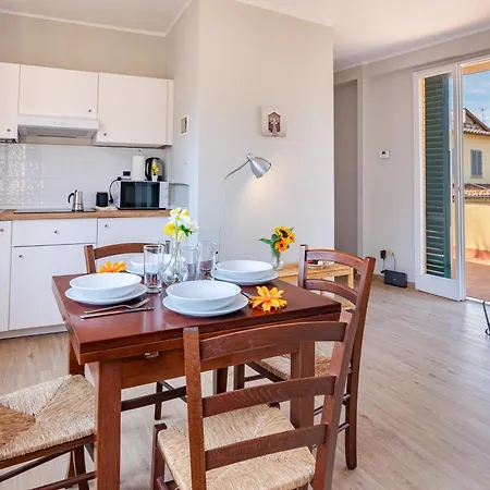 Sal- Penthouse With Terrace A Stone's Throw From Piazza Signoria Apartmán Florencie